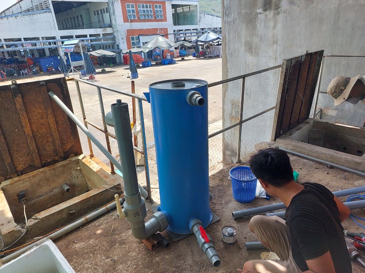 Foam Fractionator for primary treatment of wastewater from marine fish market